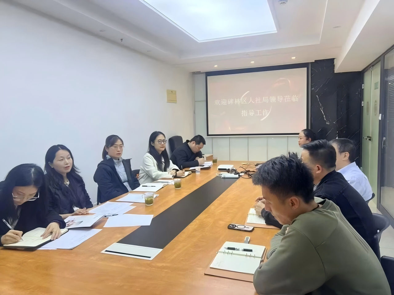 走訪規(guī)上企業(yè) 賦能人力資源行業(yè)發(fā)展——區(qū)人社局走訪喜星航人力(圖1)